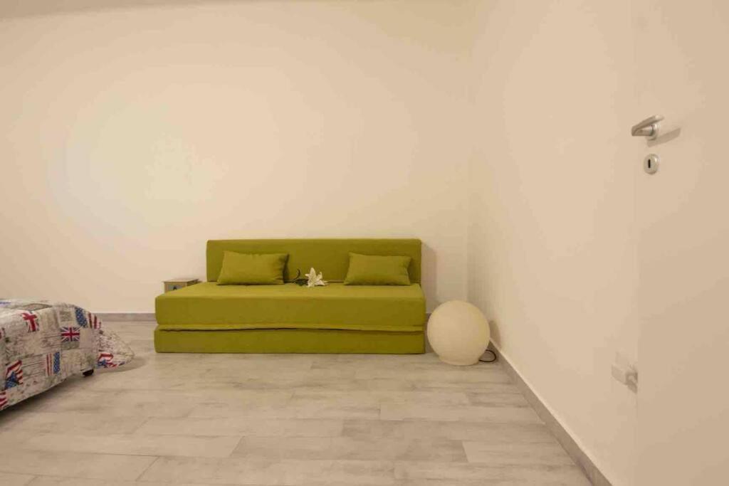Myhome Besozzo Comfort Milão Exterior foto